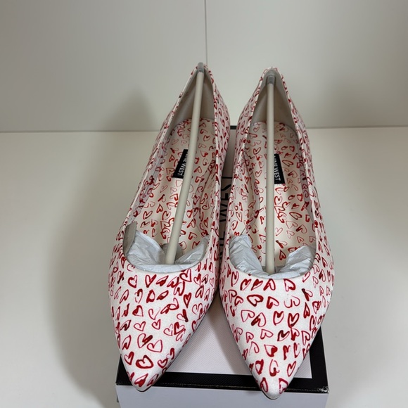 NIB Nine West Alice A2 Heart Flats Size 11 M - Picture 2 of 7
